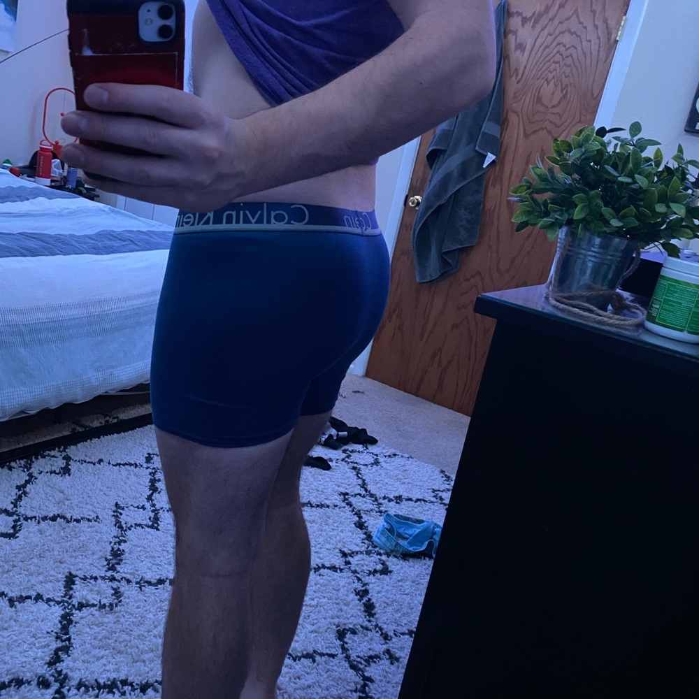 2 Calvin Klein gently used boxer briefs size medium